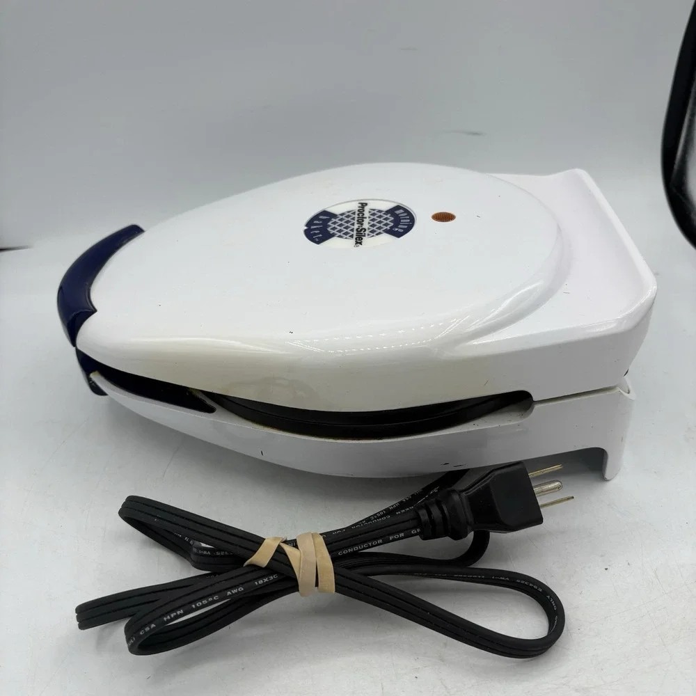 Proctor Silex Morning Baker Belgian Waffle Maker Non Stick Blue White 26500